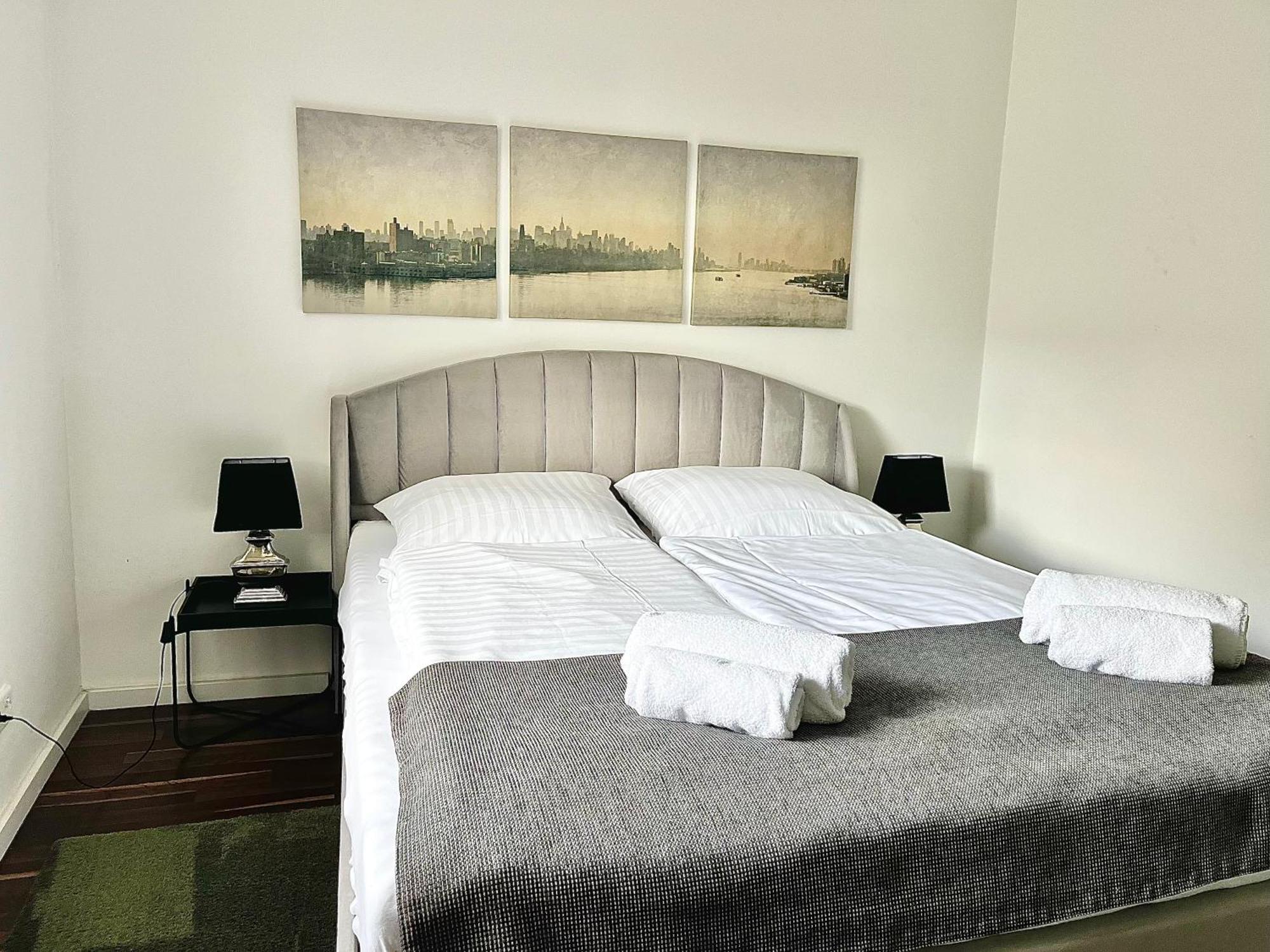 Ferienwohnung Falkenstr. Enger Esterno foto
